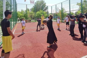 Дариға Назарбаева баскетбол ойнап таңқалдырды