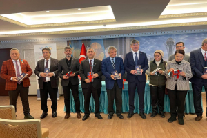 Анкарада Бауыржан Момышұлы туралы жаңа кітаптың тұсаукесері өтті