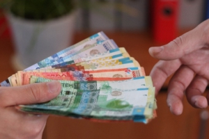 Павлодарлық шенеунік Әлихан Бөкейханның бюстін кедергісіз қабылдау үшін пара алған