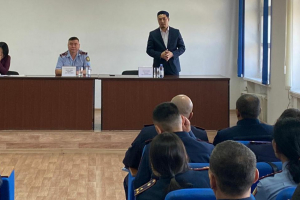 Әскери қызметкерлерді жат ағым жетегіне ілесіп кетуден сақтандырды