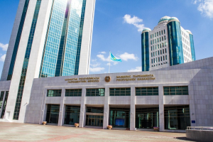 Парламент Конституция өзгерістерін қабылдады: Президент 7 жылға сайланады, Астана атауы қайтарылады