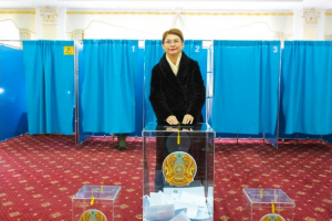 Аида Балаева президент сайлауында дауыс берді