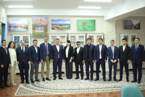 АҚШ Бас консулдығының мүшелері Шымкенттің мәслихат депутаттарымен кездесті