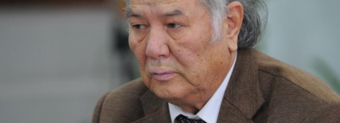 Дулат Исабеков: ҚАЗАҚ ТІЛІНЕ ҚАРСЫЛЫҚ ХАЛЫҚ НАРАЗЫЛЫҒЫН ТУДЫРАДЫ