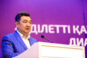 Дархан Қыдырәлі Зерендіде өткен жастар ресурстық орталықтары қызметкерлеріне арналған республикалық жастар академиясына қатысты