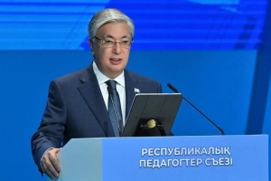 Тоқаев: Қазақстан - зайырлы мемлекет, бұл қағида білім беру мекемелерінде қатаң сақталуға тиіс