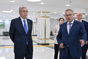 ЖЕТІСУ ӨҢІРІНІҢ ДАМУ ҚАРҚЫНЫНА ОҢ БАҒА БЕРІЛДІ