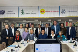 Қазыбек Иса: Мемлекеттік қызметкерлері мемлекеттік тілде сөйлемейтін жалғыз ел – Қазақстан