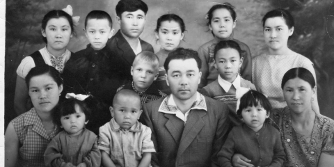 Жетілген әйелдердегі үлкен сиськи