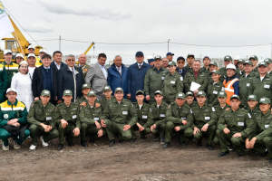 Петропавлда су тасқынынан зардап шеккендерге баспана салуға жұмыстарына «Ауыл» жастары көмектеседі
