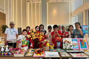 ТҮРКІСТАНДА ЕРЕКШЕ ЖАСТАРДЫҢ ӨНЕР ТУЫНДЫЛАРЫНЫҢ КӨРМЕСІ ӨТТІ