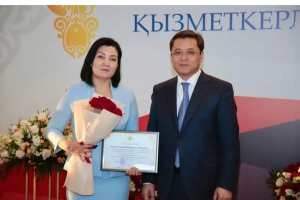 Түркістан облысы әкімдігінің мәдениет және өнер қызметкерлерін кәсіби мерекемен құттықтауы