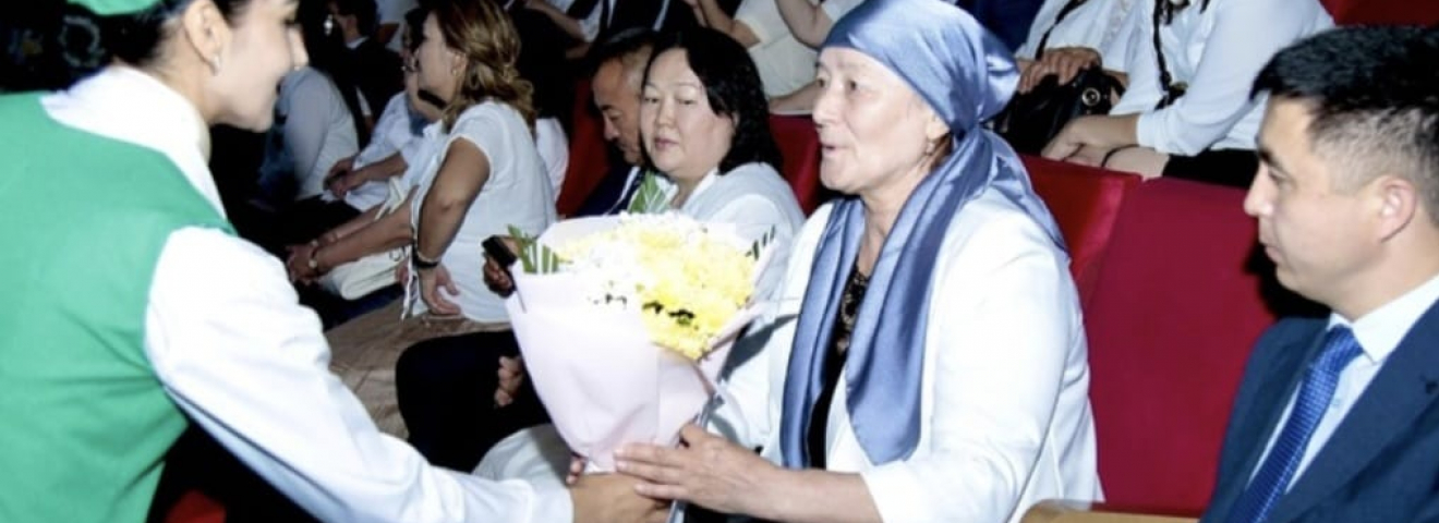 Түркістан облысының медицина қызметкерлері марапатталды