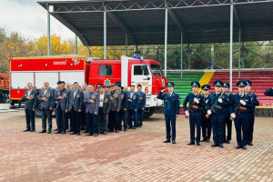 Полиция мерекеде сап түзеп, марапатқа ие болды