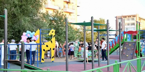 ТҮРКІСТАН: СОЗАҚТАҒЫ ҚЫЗЕМШЕК КЕНТІНДЕ ЕКІ БАЛАЛАР ОЙЫН АЛАҢШАСЫ ПАЙДАЛАНУҒА БЕРІЛДІ