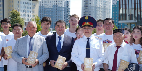 Түркістанда «Абай жолы» романы таратылды
