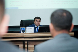 Нұралхан Көшеров Бәйдібек ауданында әлеуметтік-экономикалық даму мәселелерін талқылады