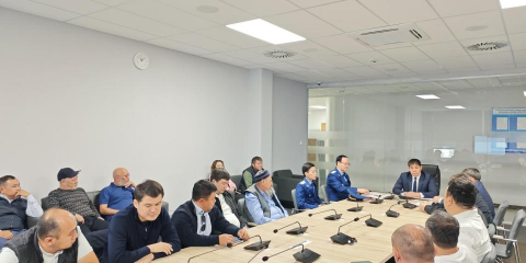 Түркістан облысында жер қойнауын пайдаланушылармен мәжіліс өтті