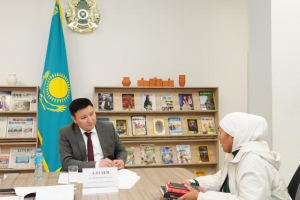 Түркістан облысы әкімінің орынбасары азаматтарды жеке мәселелері бойынша қабылдады