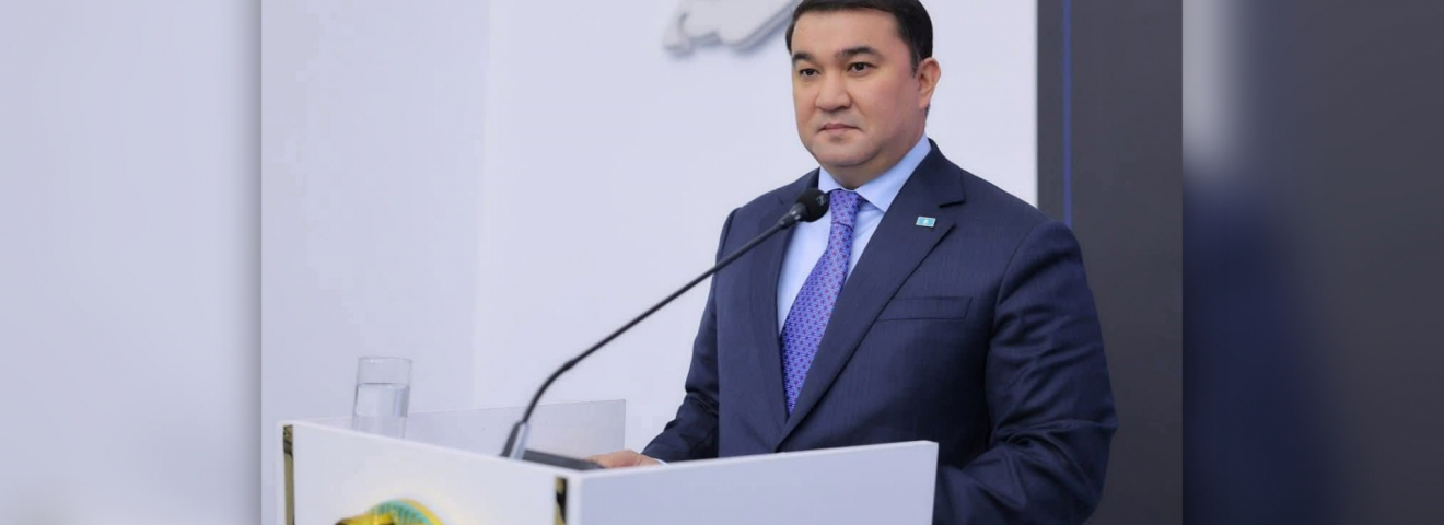 АСТАНАҒА БАРЫП ТЕК ҚАЗАҚША СӨЙЛЕП ҚАЙТТЫ