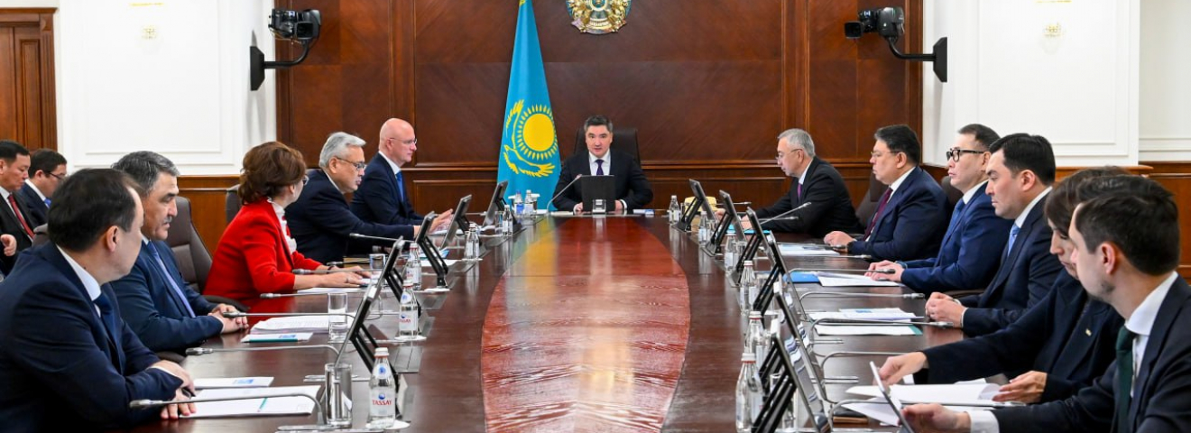 Демократиялық принциптерді енгізудің айнымас процесі – Олжас Бектенов Мемлекет басшысының бастамалары туралы