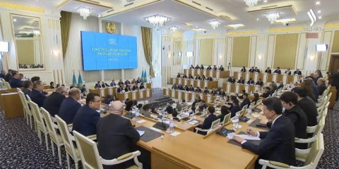 Ақпарат тарату құқығы басқа адамдардың құқығы мен қадір-қасиетіне нұқсан келтірмеуі тиіс – «Әділ сөз»