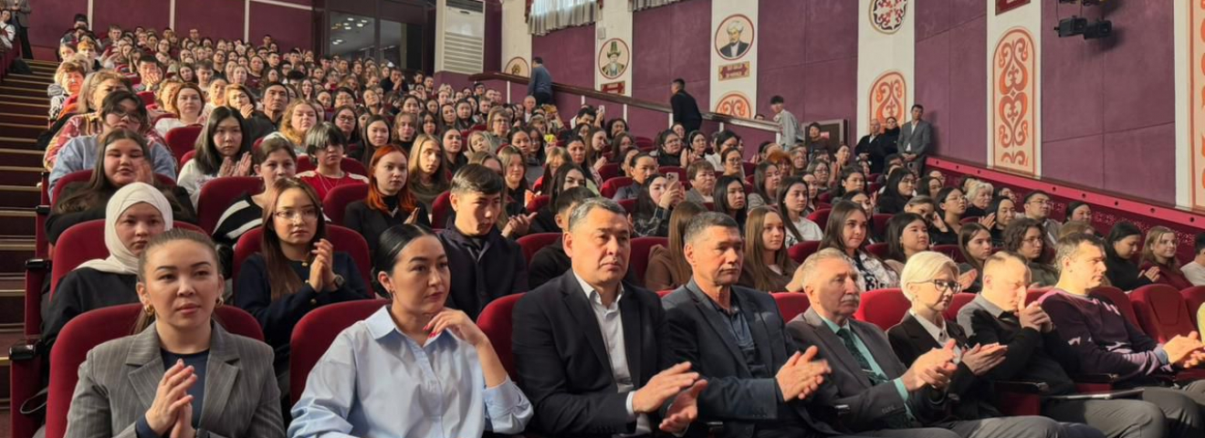 Еңбек ұжымдарынан зиялы қауымға дейін: Қарағанды облысында Конституция жобасы бойынша ашық диалог өтті