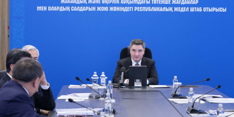 Су тасқынына дайындық: Олжас Бектенов Төтенше жағдайларды жою жөніндегі республикалық жедел штабтың отырысын өткізді