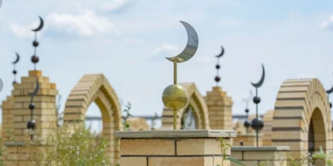 Зират кімдікі: Молданікі ме, мемлекеттікі ме?