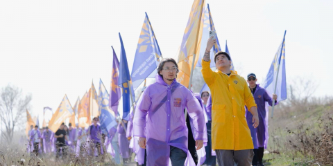 20 тонн мусора убрали активисты Жаңа адамдар на побережье реки Большая Алматинка