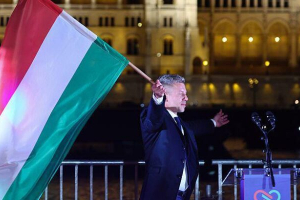 МАЖАРЛАР - «ОРЫСТАР, ҮЙЛЕРІҢЕ ҚАЙТ!»