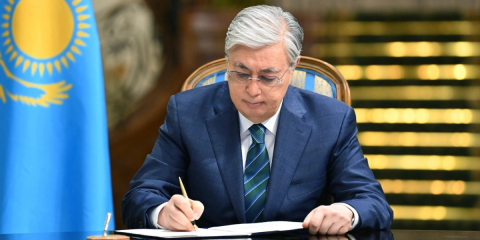 Мемлекет басшысы кітап оқу мәдениетін дамыту жөніндегі Жарлыққа қол қойды