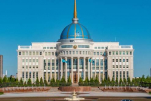 Президент вице-президент, Құрылтай және Халық кеңесі туралы құжаттарға қол қойды