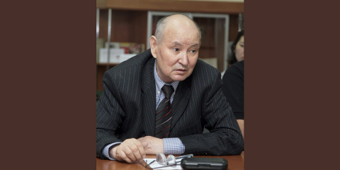 Сұлтанәлі Балғабаев: ҚАНДАСТАРҒА ЖАНАШЫР ҚАЗЫБЕКТІҢ ҚАТАРЫ КӨБЕЙСЕ ИГІ