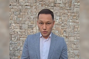 Сұраққа жауап жоқ: Санжар Боқаевтың жақтастары журналистер алдында неге мүдірді?