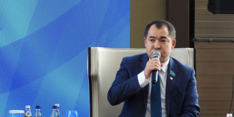 Мақсат Раманқұлов: Кешегі дебатта Еспаеваның кәсіби деңгейі анық байқалды