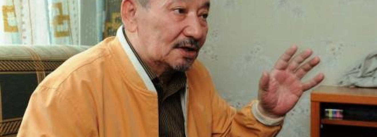 БІЗ БІР АУЫЛДАНБЫЗ