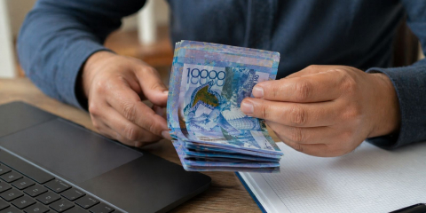 Ең төменгі жалақы 110 мың теңгеге көтеріледі
