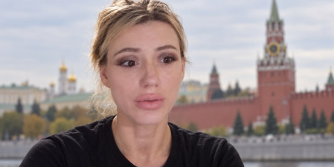 «Ресей қазақстандық қалаларды қайтарып алады»: Павлодарда Путинді әскер кіргізуге шақырған әйелді ҰҚК ұстады