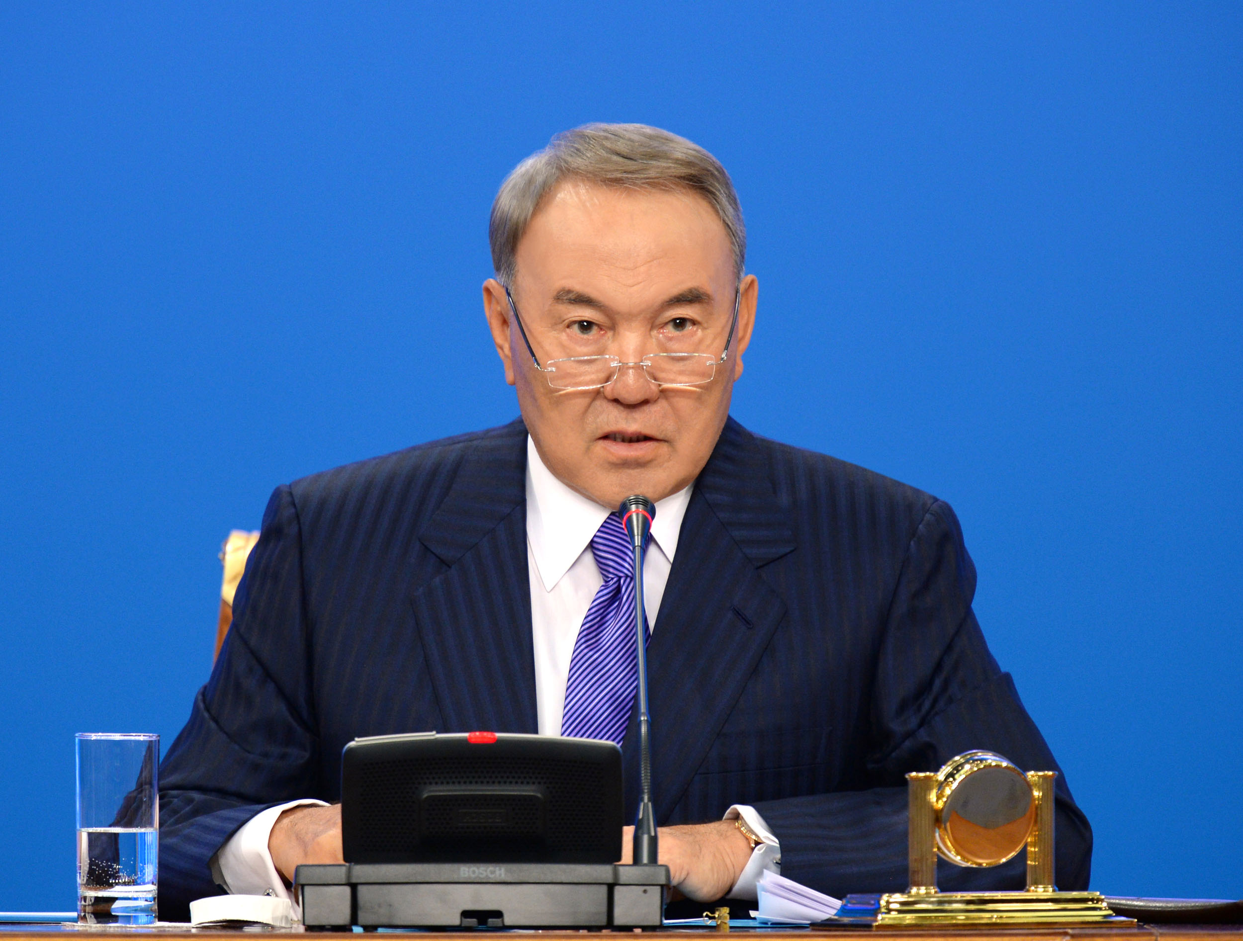 Заңның тиімділігін дихандар біледі, асфальтта жүріп айғайлайтындар емес - Назарбаев