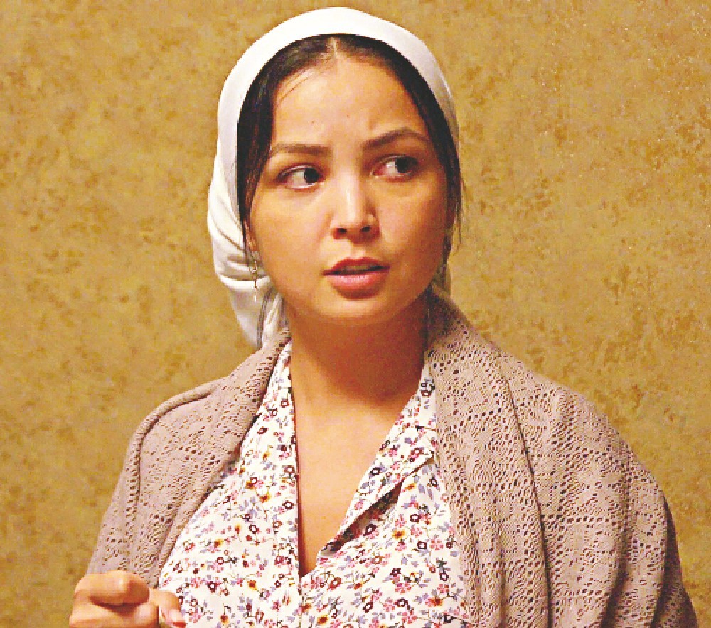 Белгілі актриса Әсел Сағатова Біріккен Араб Әмірліктерінде ұлды болды