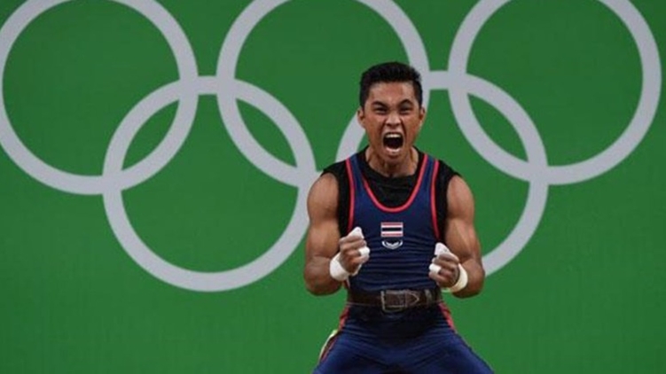 Таиландтық әжей немересі Олимпиада жүлдесін алған сәтте көз жұмды