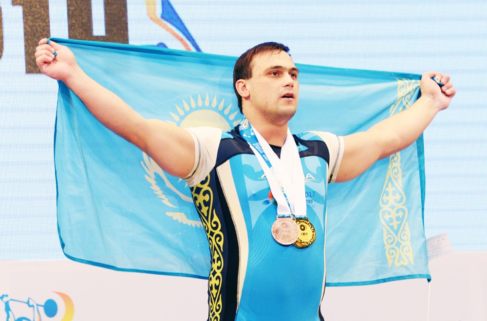 Ильин бастаған ауыр атлеттер түгелдей медальдарынан айырылды