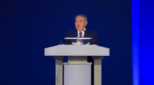 Назарбаев Конституцияның 26-бабын өзгеріссіз қалдыруды ұсынды (ВИДЕО)