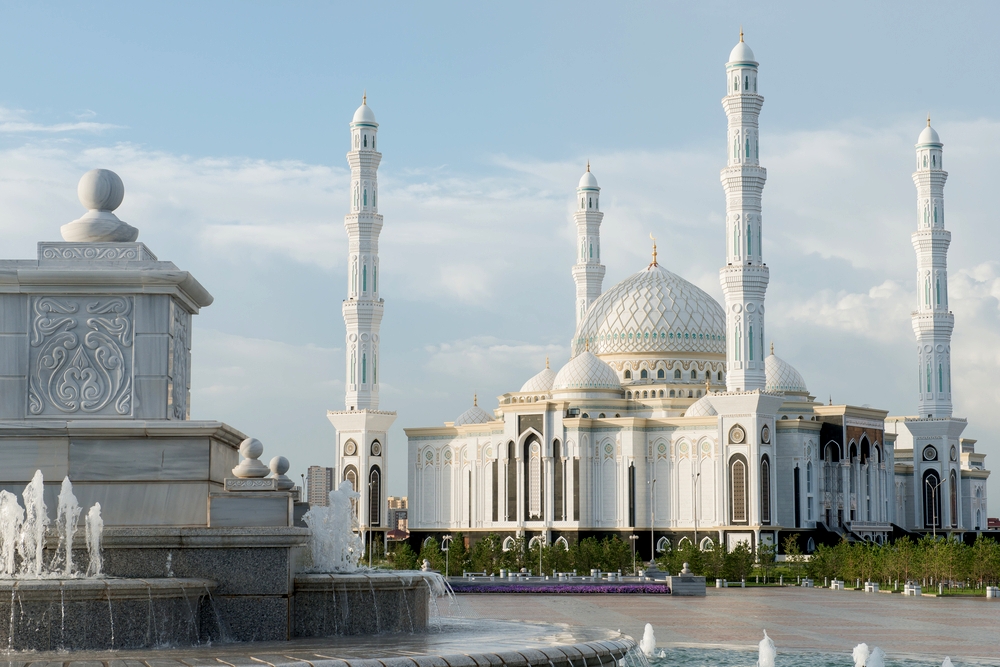 Казахстан – светское или  религиозное государство?