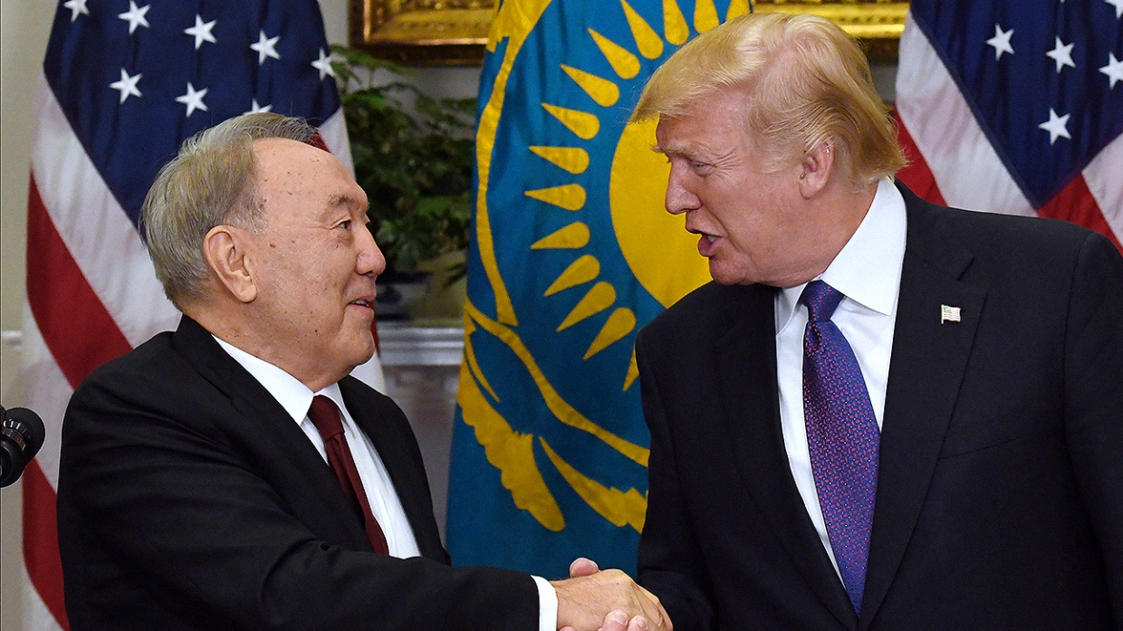 Назарбаев: Трамп Қазақстанның қай елдермен жауласатынын сұрады