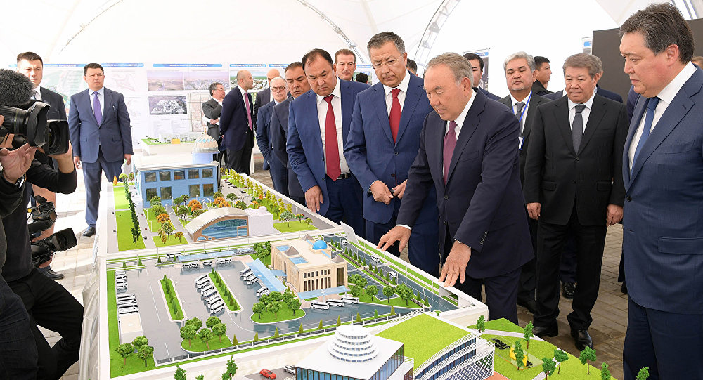 Назарбаев миллионерлерді Түркістанға бір-бір ғимарат салып беруге міндеттеді