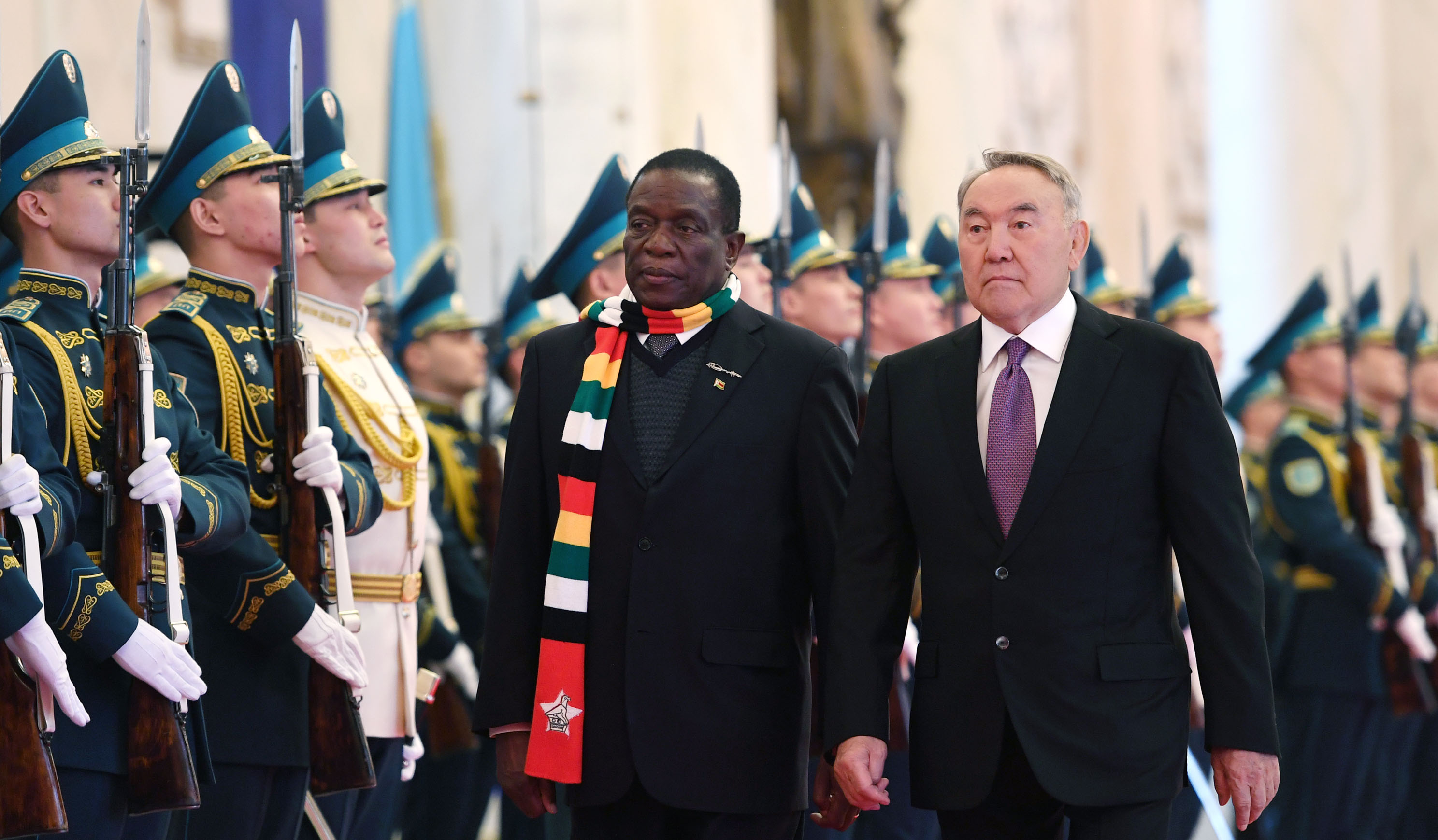 Нұрсұлтан Назарбаев Зимбабве Республикасының Президенті Эммерсон Мнангагвамен кездесті