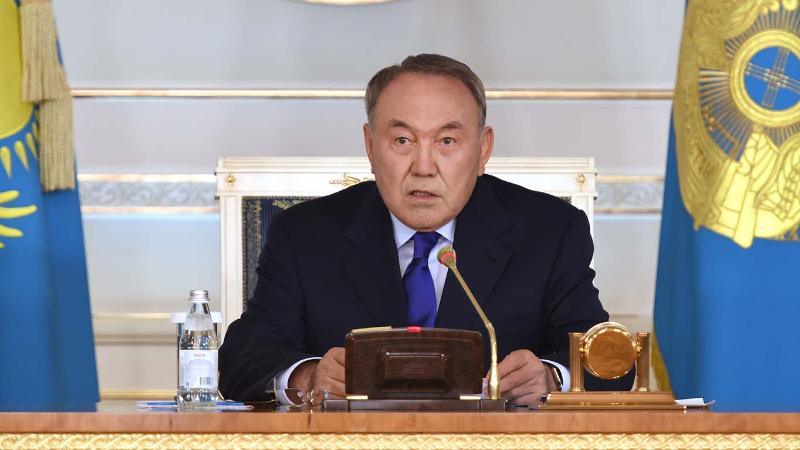 Министрлер емес, қорқақсыңдар, отставкаға кетіңдер – Назарбаев