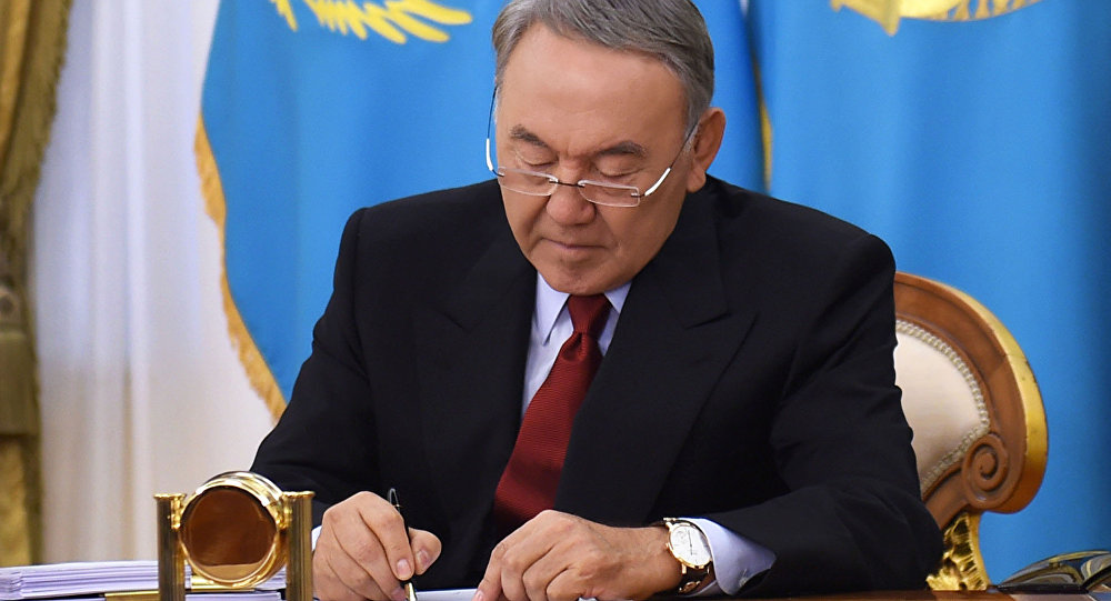 Назарбаев Конституциялық заңға түзетулер енгізді